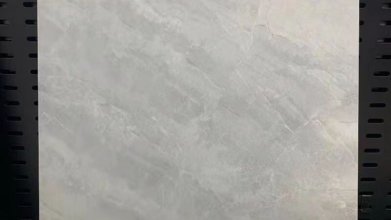 揭秘：十大品牌瓷砖与普通瓷砖尺寸规格的奥秘